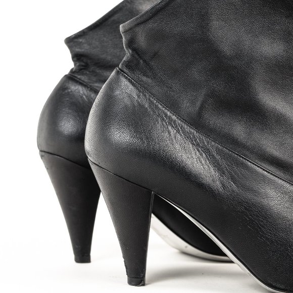 Givenchy 2018 Runway Bottine Show 80 Fold-Over Black Ankle Boot, Size 5.5 - Picture 7 of 9